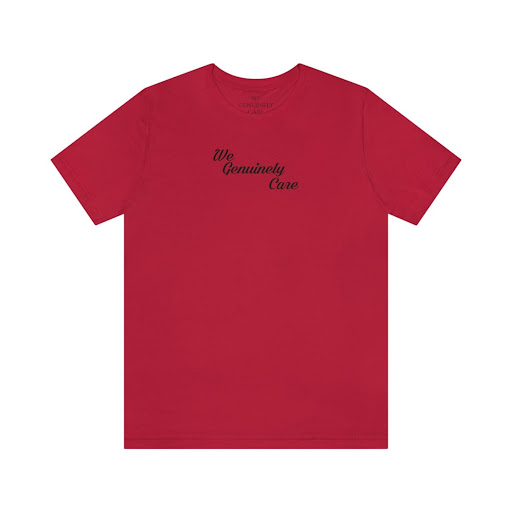 A red t-shirt with the words " democracy club ".