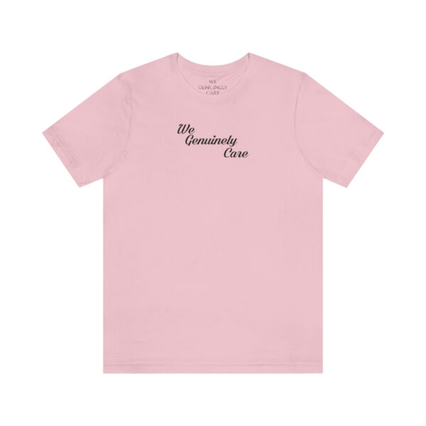 A pink t-shirt with the words " my creativity class ".