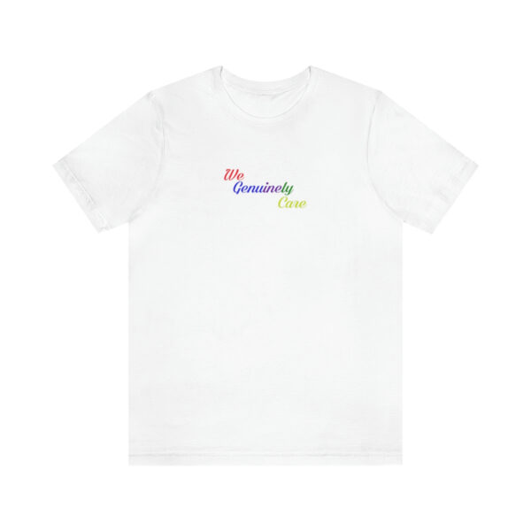 A white t-shirt with the words " i am somebody 's child ".