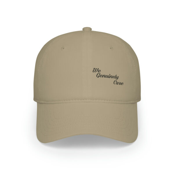 A tan hat with the words " my grandmother 's chair ".